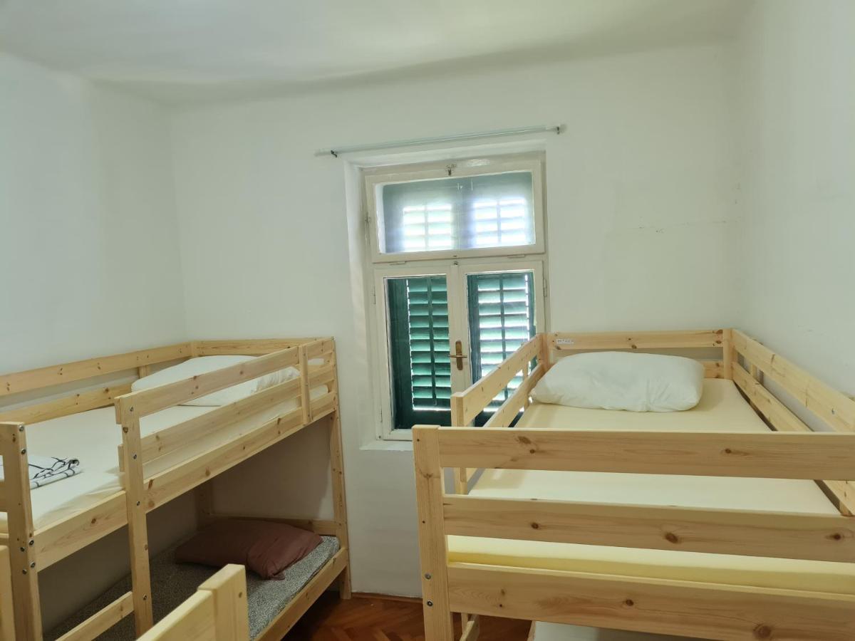 Hostel The King Split Buitenkant foto
